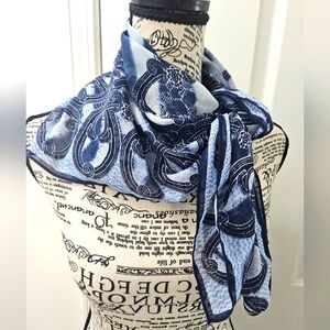 Chicos elegant Blue Paisley Scarf